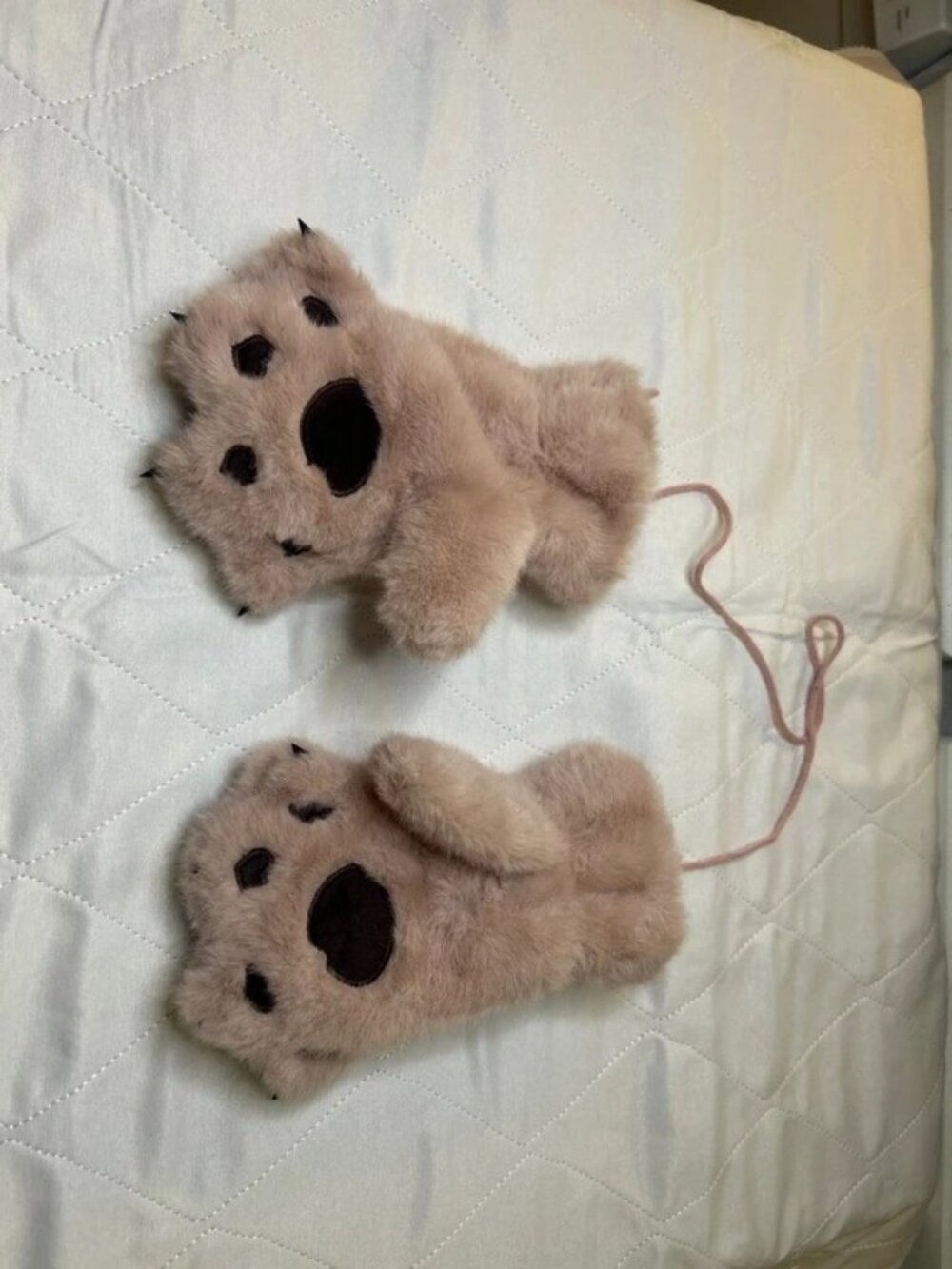 Brand New! Mittens* Faux Fur Cat Paw Gloves Pink